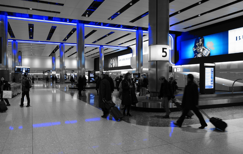 Simple Airport Habits That Make Travel More Comfortable 