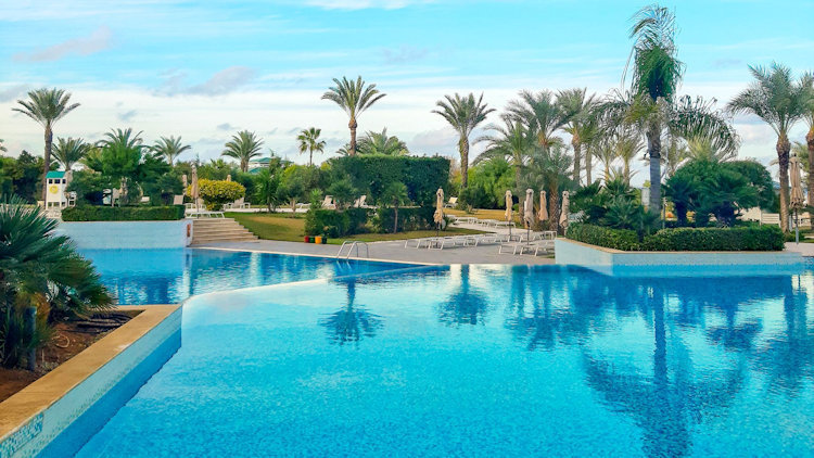 What Travelers Should Look for When Booking a Hotel Stay